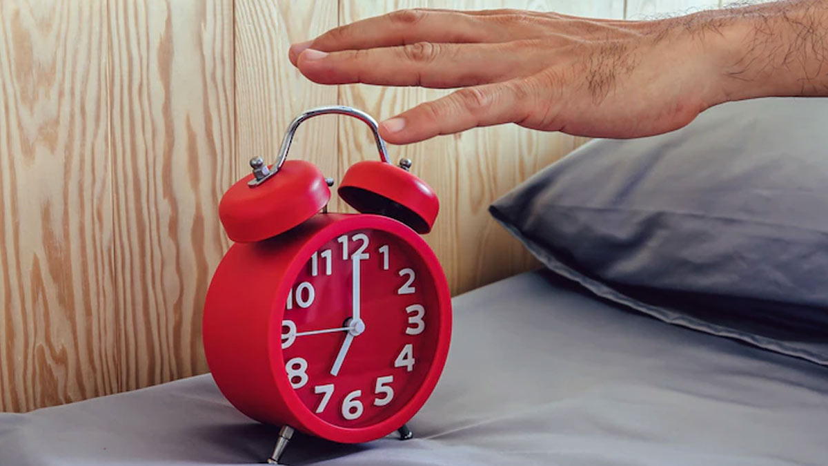 Tips To Improve Sleep Quality | OnlyMyHealth Tips To Improve Sleep Quality | OnlyMyHealth